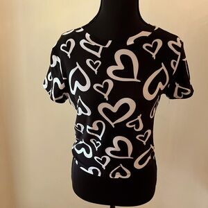 Soft Stretch Heart Patterned Black and White Women's Top